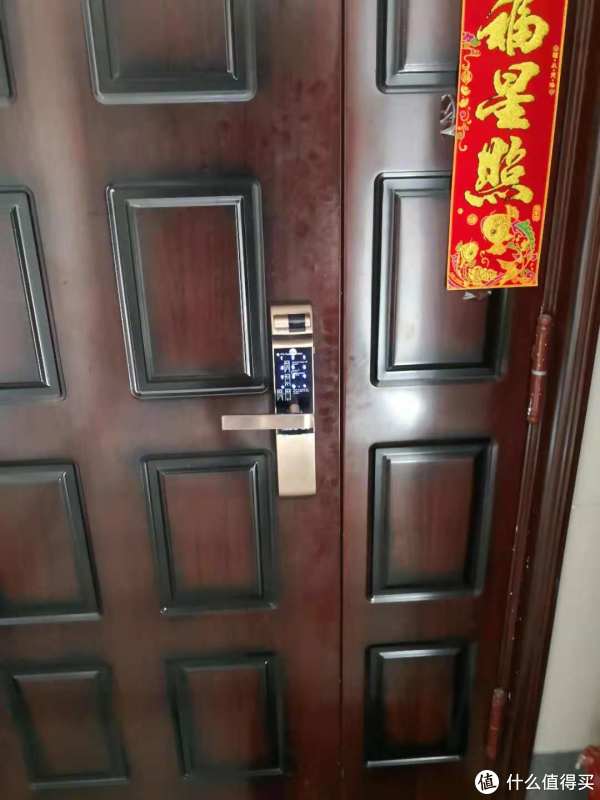 拖延症发作一年后的指纹锁,耶鲁7116,貌似一不小心成首晒