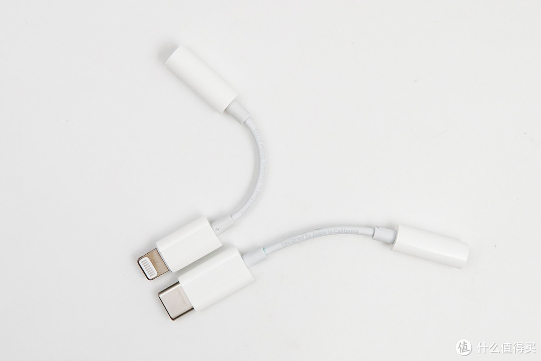 苹果USB-C转3.5毫米耳机插孔转换器开箱测试：兼容MacBook