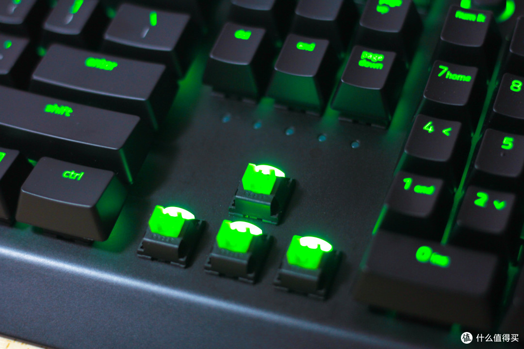信仰再升级!——Razer黑寡妇蜘蛛精英版机械键盘
