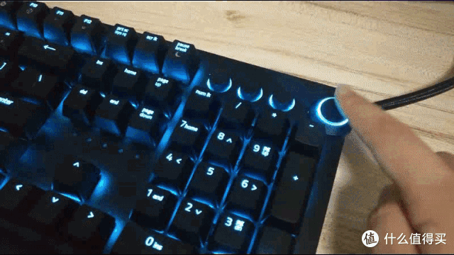 信仰再升级!——Razer黑寡妇蜘蛛精英版机械键盘