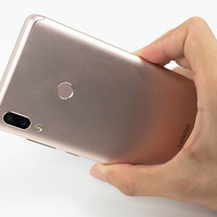 联想 K5 Pro 智能手机外观展示(屏幕|材料|接口|设计)