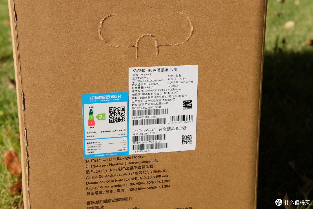 让我眼前一亮的专业摄像显示器—明基SW240摄影专业显示器测评