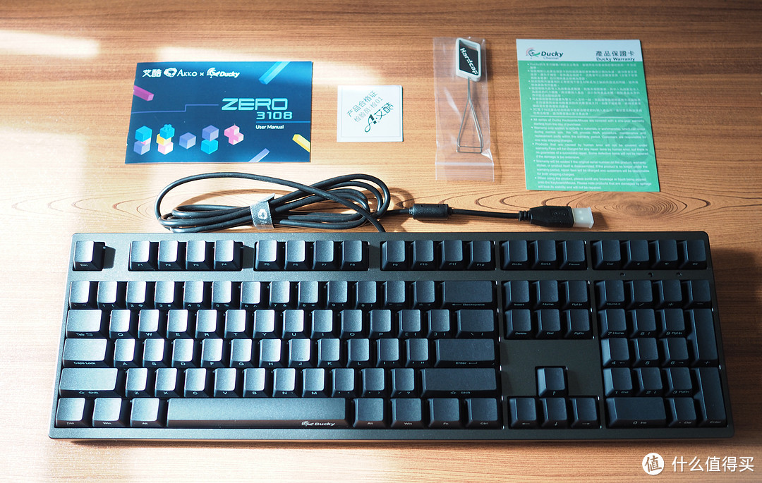 简单实用的入门选择—Akko 艾酷 Ducky Zero 3108 PBT 机械键盘开箱评测