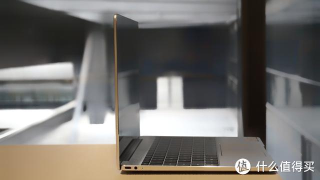 颜值爆表，薄如蝉翼，HUAWEI MateBook 13轻体验图赏