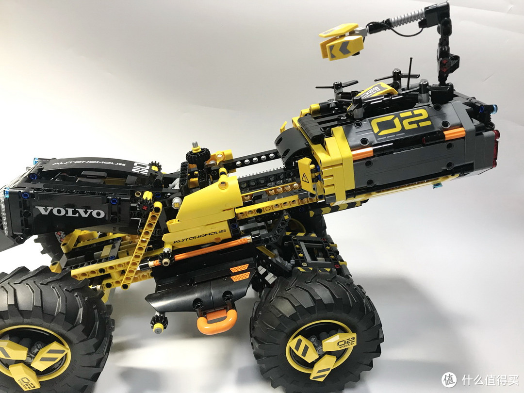 lego樂高拼拼樂篇176未來與現代的結合42081沃爾沃zeux概念式裝載機