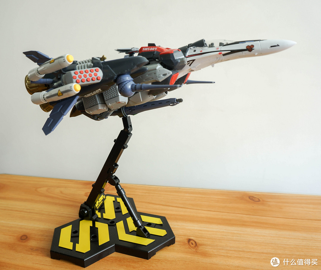 Bandai 万代 超时空要塞 1:72 VF-25F 全装备重装型/阿鲁特机专用模型晒单！