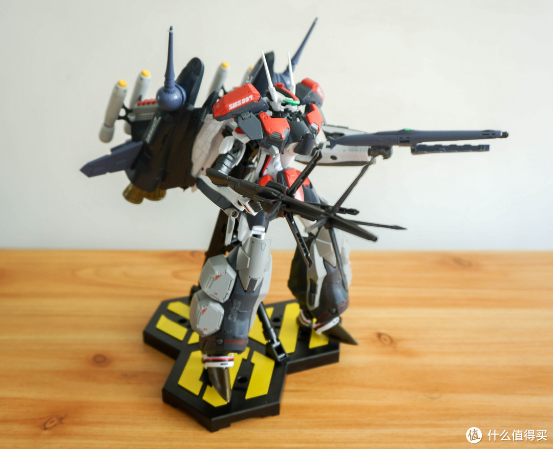 Bandai 万代 超时空要塞 1:72 VF-25F 全装备重装型/阿鲁特机专用模型晒单！