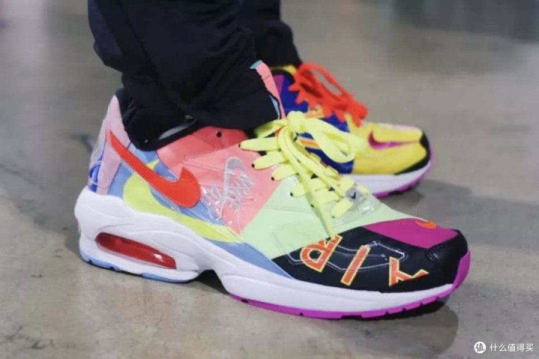 还留恋穿“老爹鞋”?“老跑鞋”才是今年球鞋圈的最大赢家