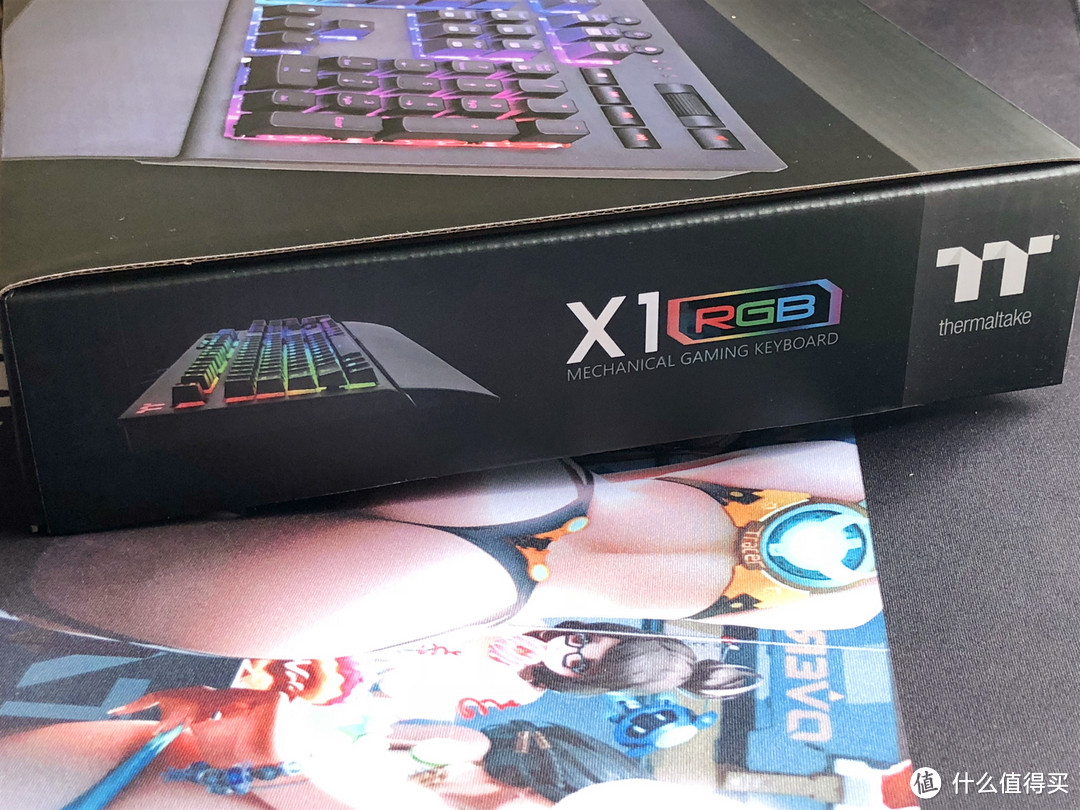 指尖上悦动的“光精灵”——TT 星脉 X1 RGB机械键盘使用体验