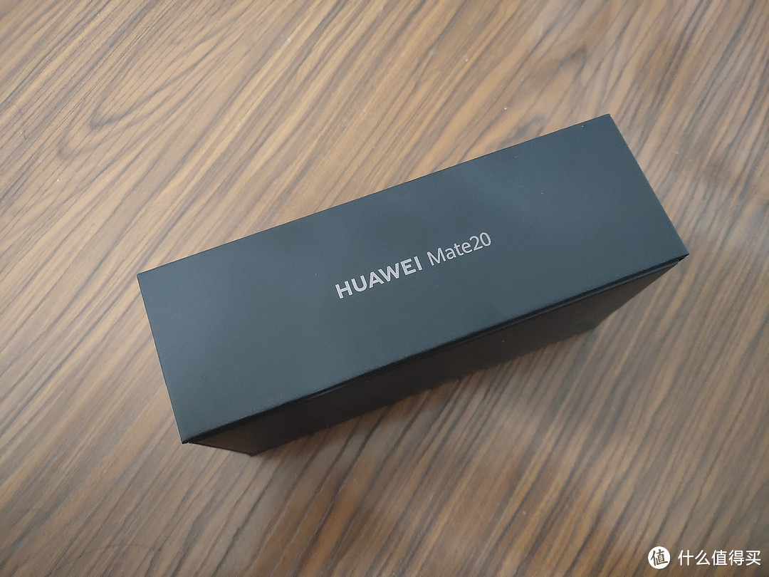 华为mate系列一贯的包装,简约,低调华为 huawei mate 204499元京东去