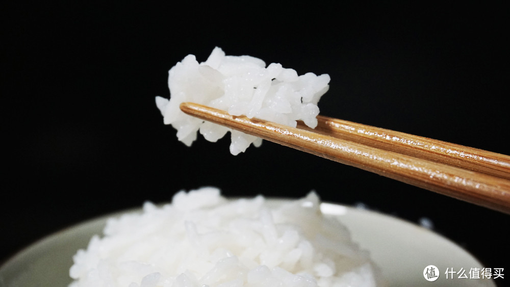 品尝最原始的美味，金飙电饭煲柴火饭