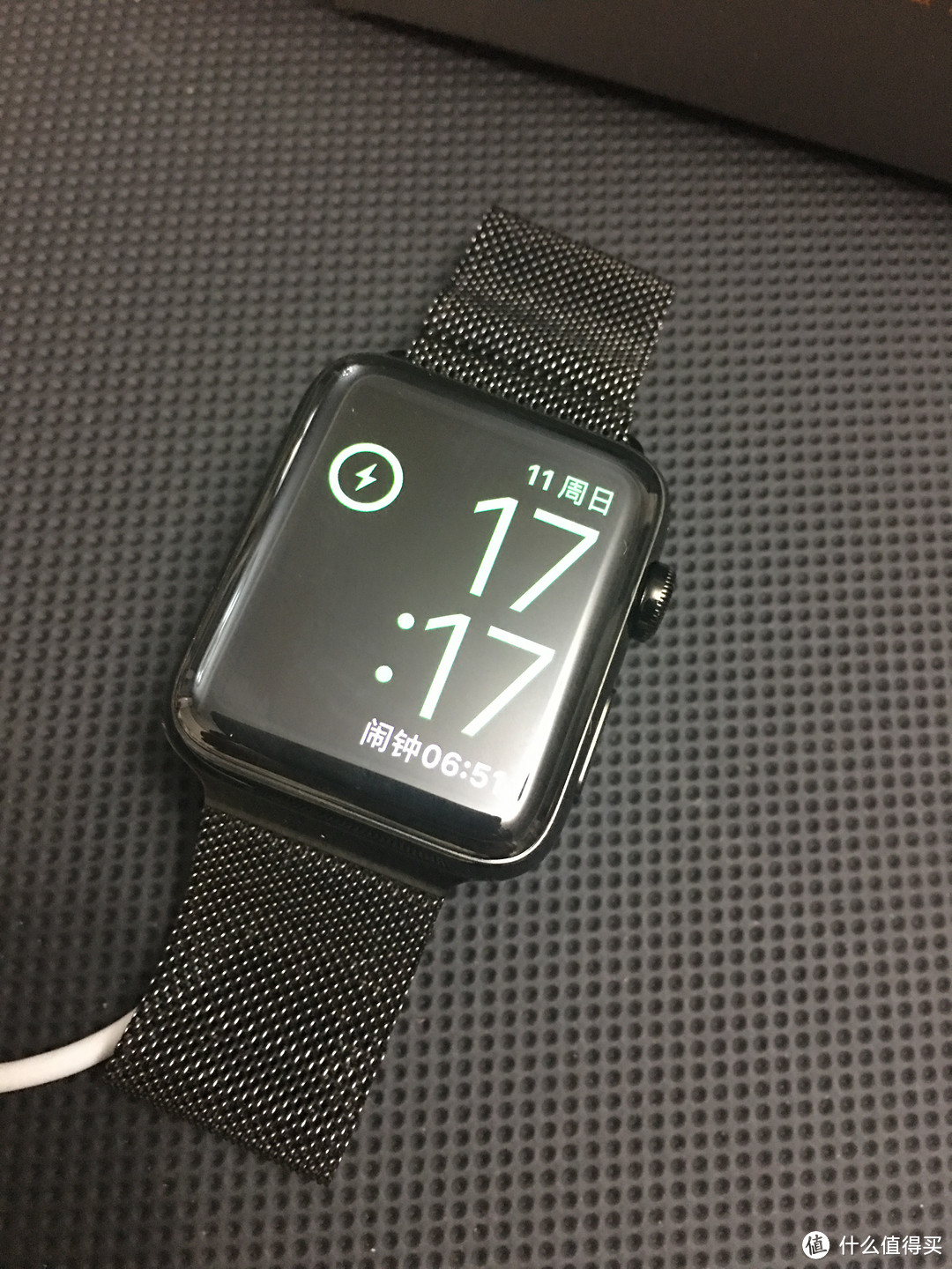 省钱利器—网易严选 Apple Watch无线磁力充电器