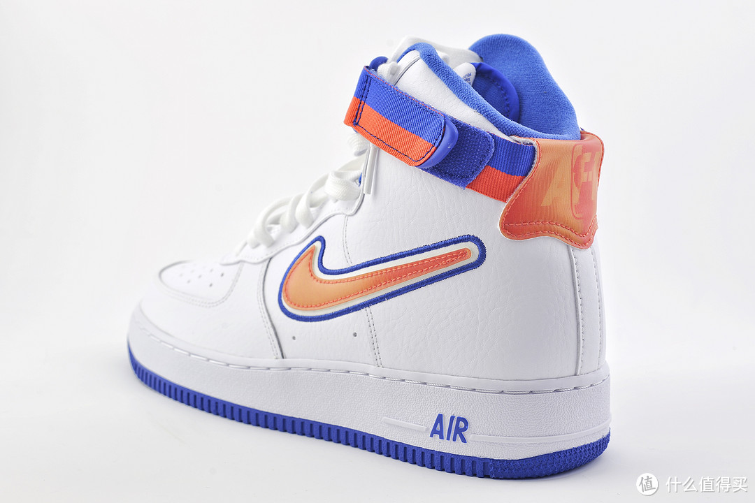 穿着1斤重的鞋我到底图个啥？Nike 耐克AF 1 尼克斯配色上脚