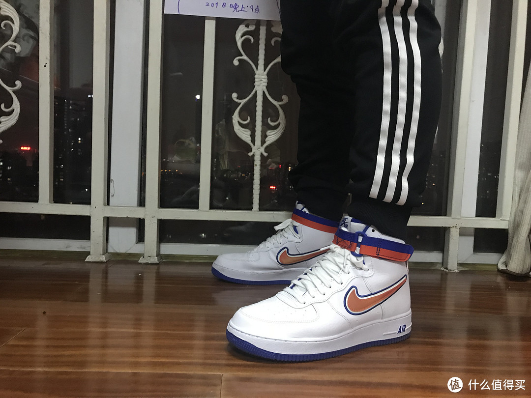 穿着1斤重的鞋我到底图个啥？Nike 耐克AF 1 尼克斯配色上脚