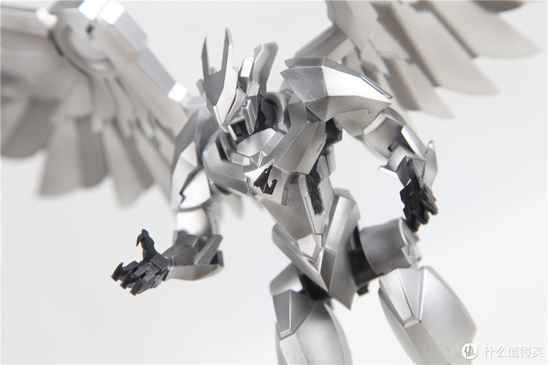 精绝的做工,"燃气灶"买它最合适—技嘉 rtx 2070 gaming oc white 8g