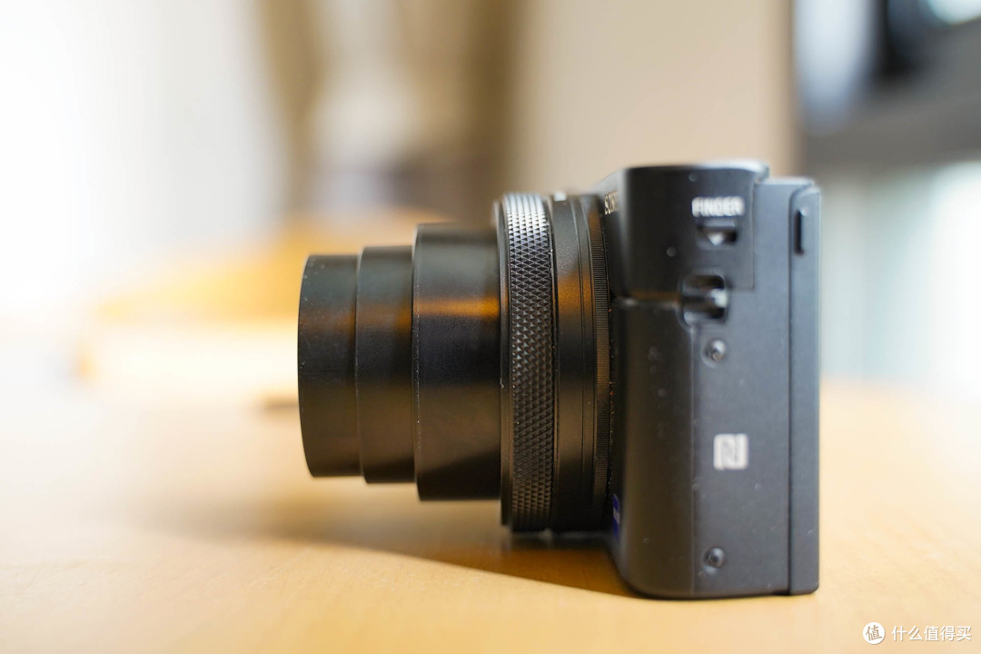 8000元明明有更好的选择可是为什么选了它?Sony索尼黑卡RX100M6 体验测评