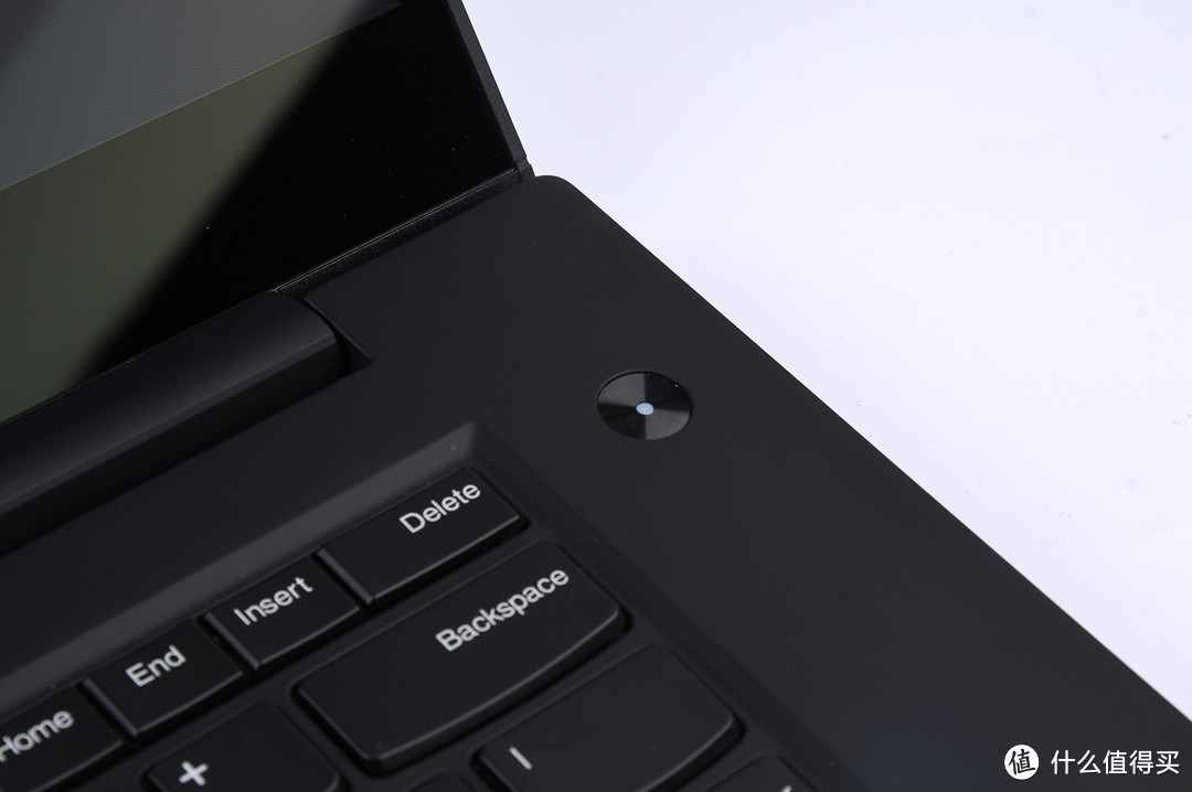 P系列灵魂附体?ThinkPad X1隐士(X1 Extreme)评测