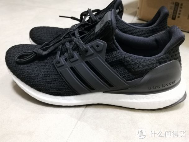 UltraBoost BB6616 黑色44码，525元出