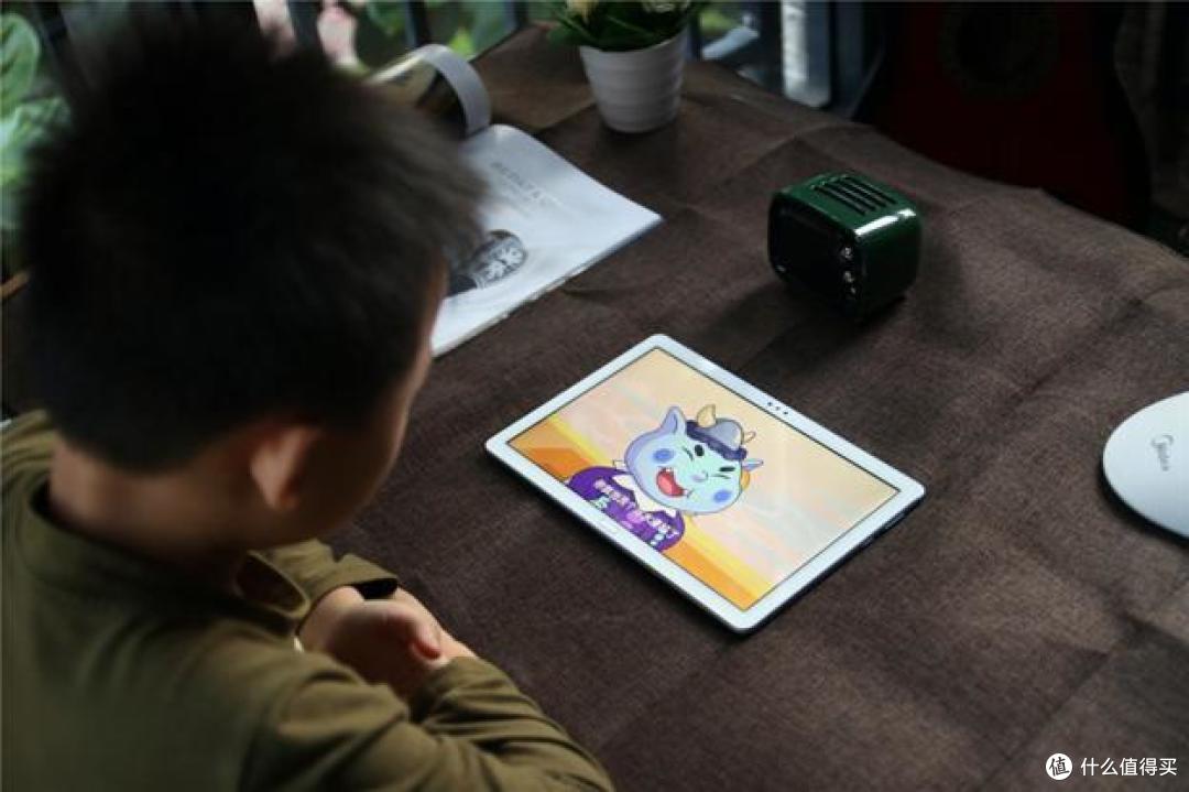 Mesh无线组网方案无套路数据实测:网件、Linksys和荣耀分布路由各有特色!