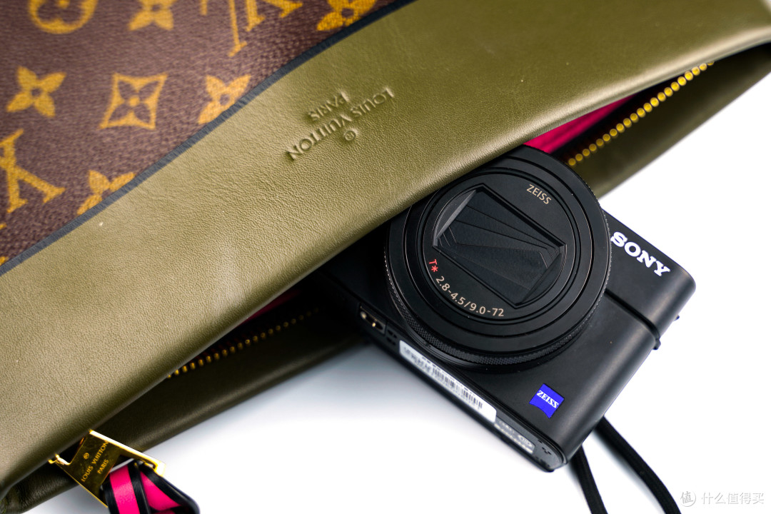 8000元明明有更好的选择可是为什么选了它?Sony索尼黑卡RX100M6 体验测评