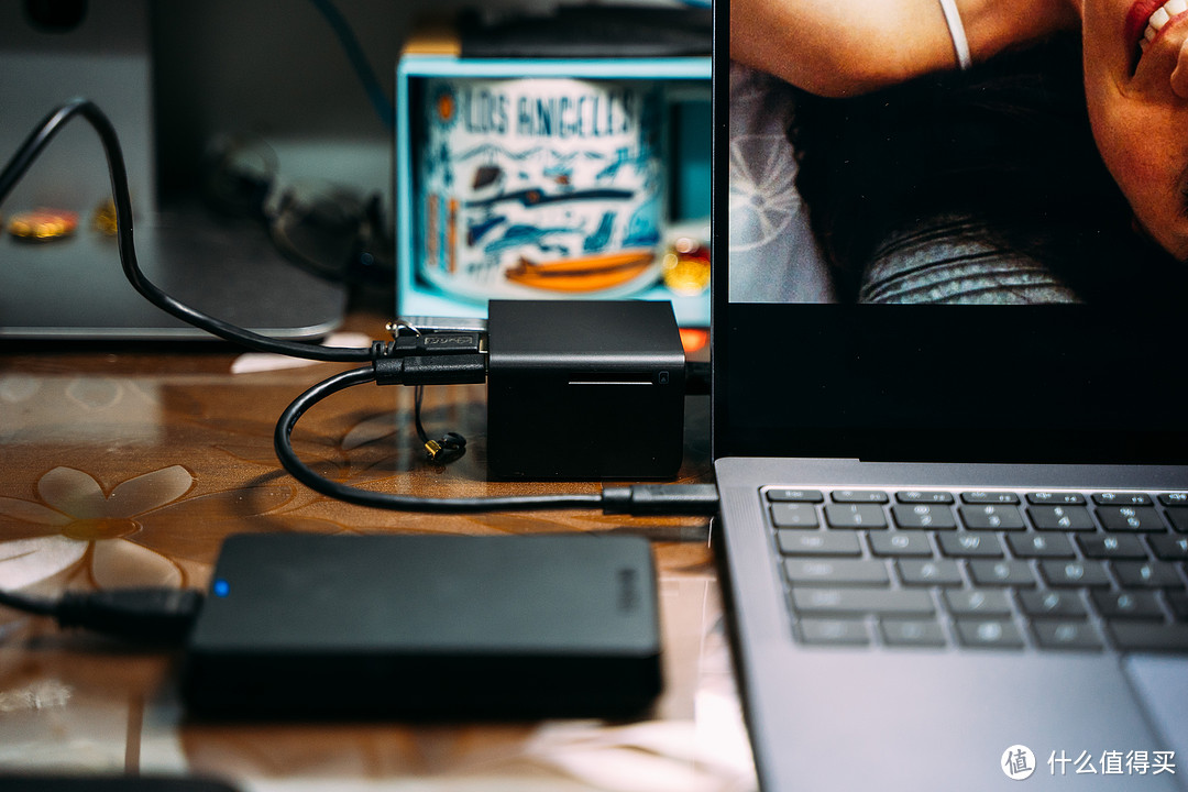 未来的充电器nestling讯驿转接充电扩展坞众测