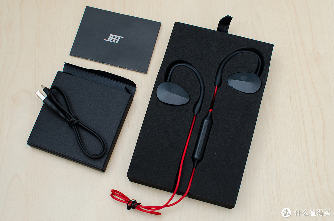 被营销鬼才耽误的产品——JEET X 勇士限量版蓝牙耳机开箱小测