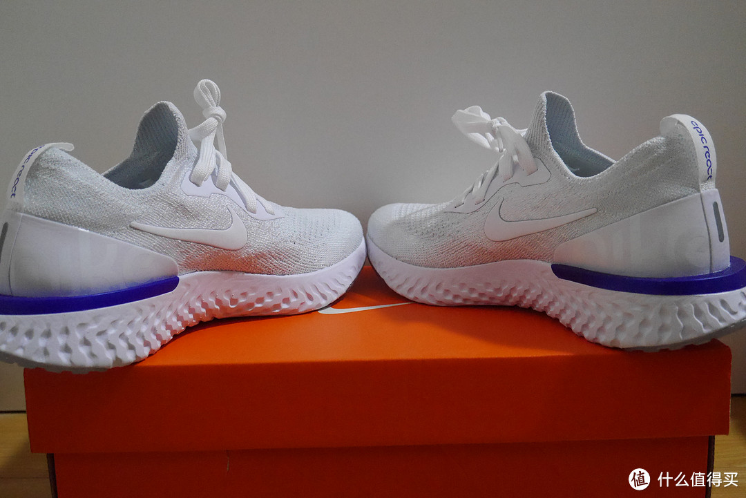 以爱之名：Nike 耐克 Epic React Flyknit 跑鞋开箱