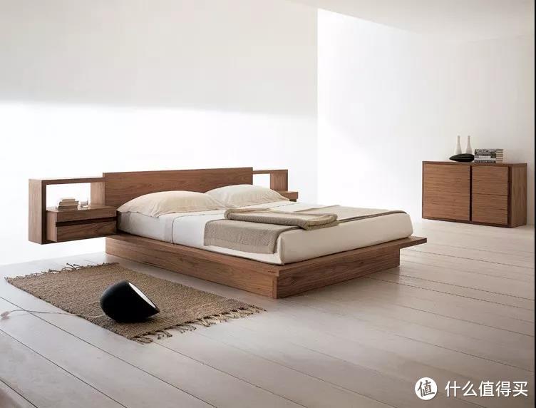 床头不靠墙，卧室能多出2㎡收纳区