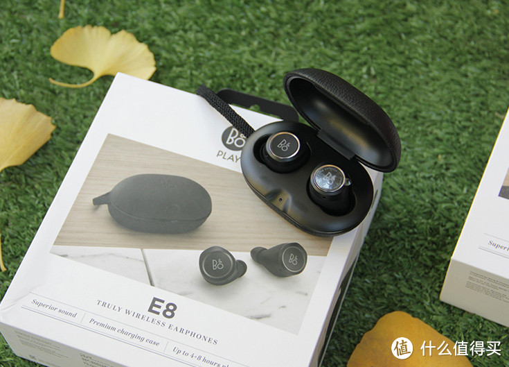 B&O BeoPlay E8 ，满足一个又贪心又肤浅的女人就靠它了