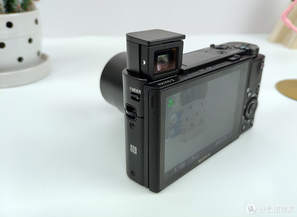 短评快测：SONY 索尼 DSC-RX100M5A 数码相机