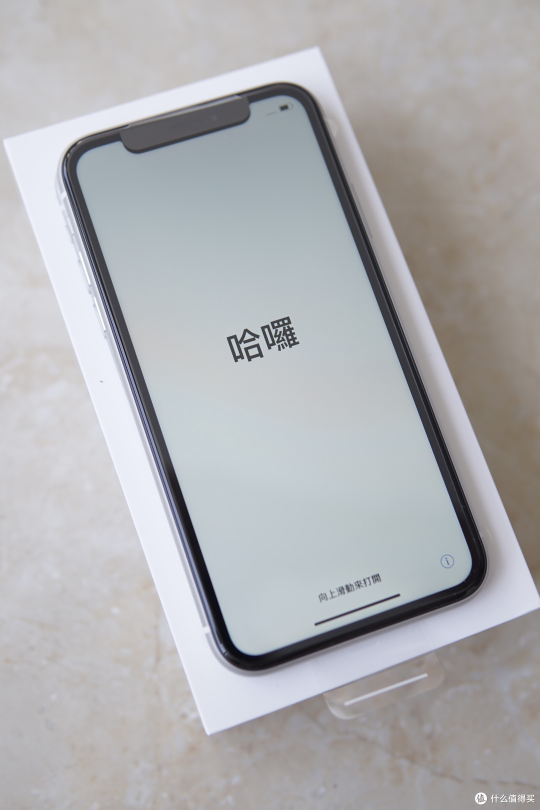 按一下电源就开机了