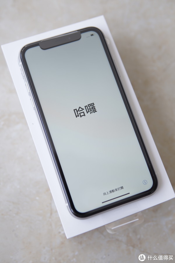 按一下电源就开机了