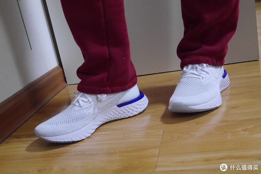 以爱之名：Nike 耐克 Epic React Flyknit 跑鞋开箱