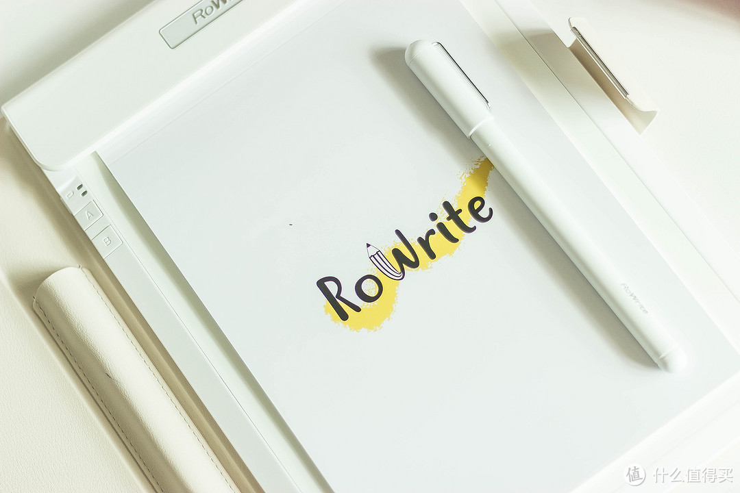 最具生产力的产品经理本子——RoWrite 柔宇 柔记智能手写本（喵主子全程干扰拍摄）