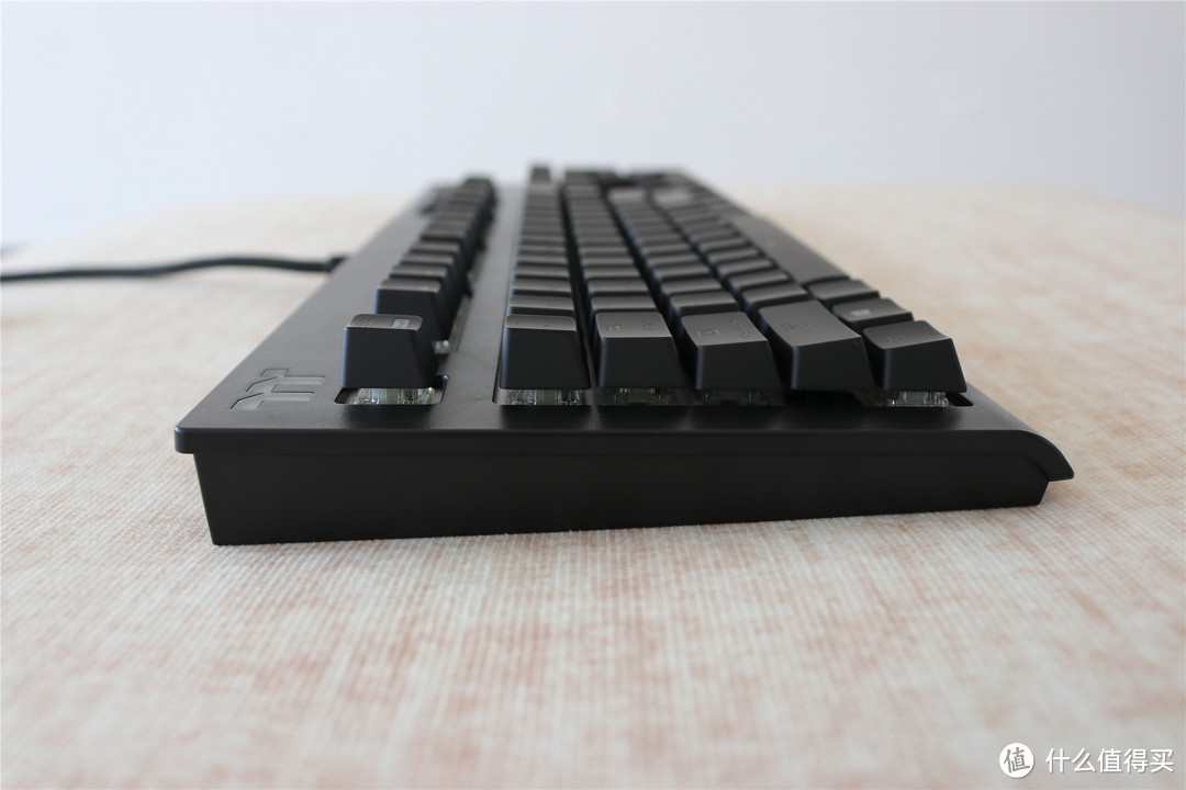 合格的游戏机械键盘，TT 星脉 X1 RGB机械键盘评测