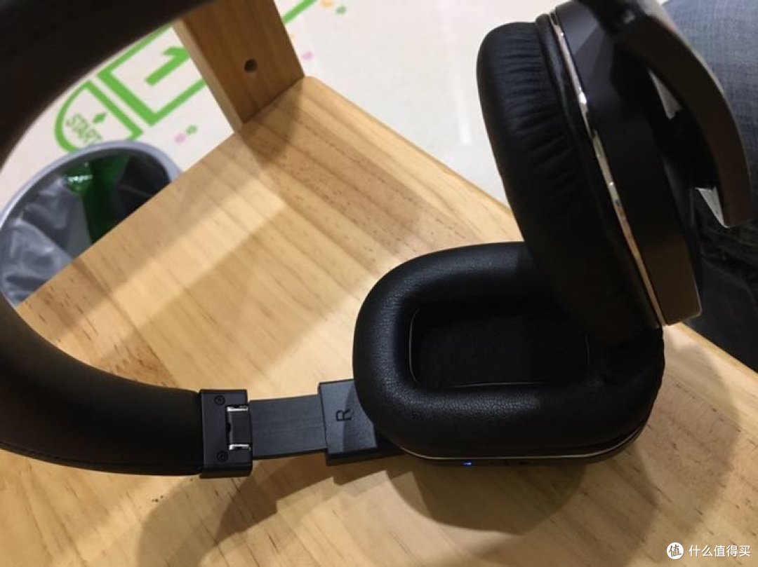 漫步者w845nb蓝牙主动降噪立体声耳机开箱轻测