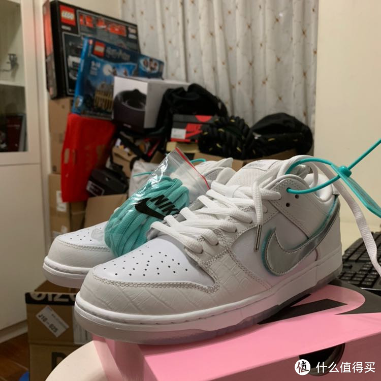 秋冬买了一双夏天的鞋dunk sb low钻石联名