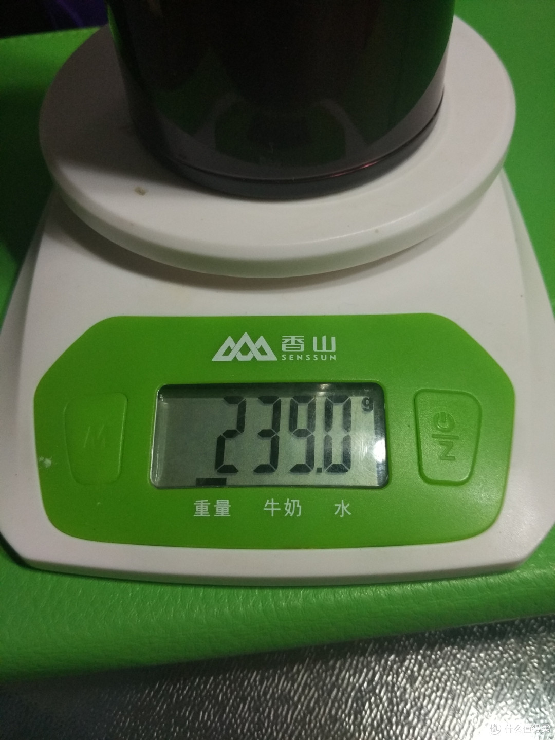 为了孩子冬天在外喝水方便,入手膳魔师FFM-350带杯盖保温杯