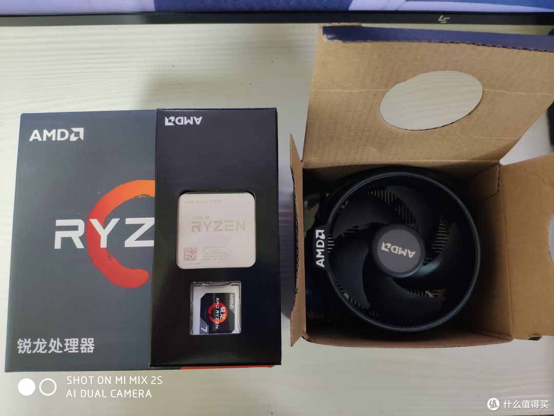 双十一PC菜鸟吃土装机——2700+X470+RX580×2