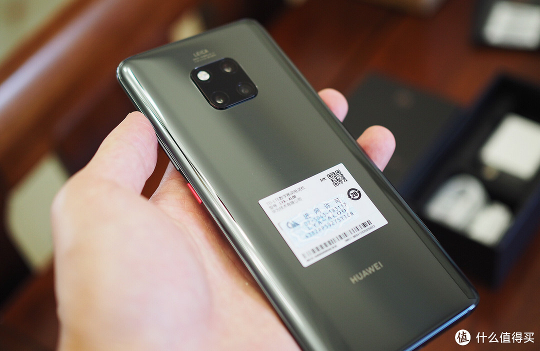 本站首碎？聊一聊 Mate 20 Pro 使用体验，谈一谈自己眼里的手机市场格局