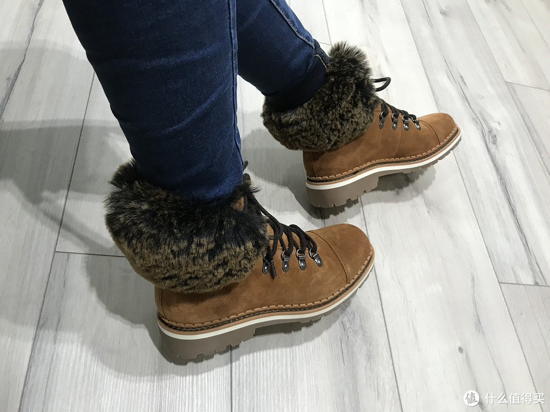 来一双毛茸茸的软萌大黄靴？Sam Edelman Bowen 女士短靴