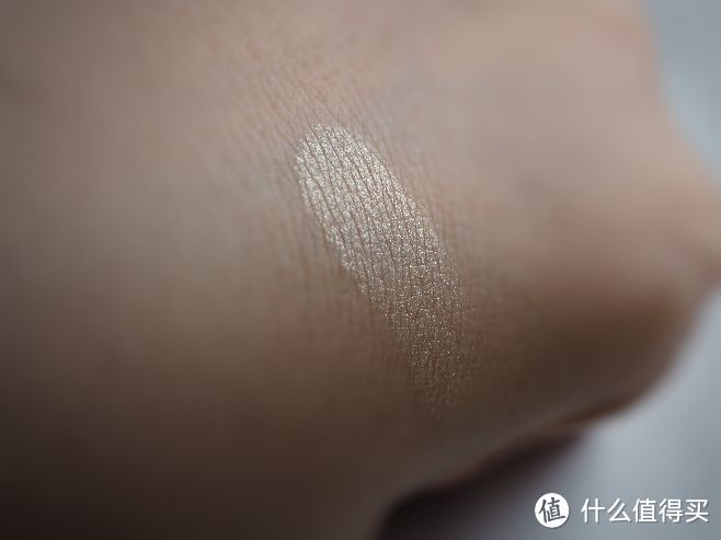 人生第一块高光：Becca Moonstone mini