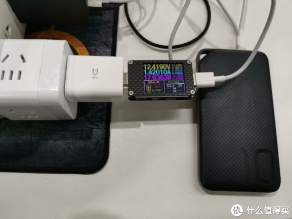测试机型：荣耀移动电源10000mAh，正常快充