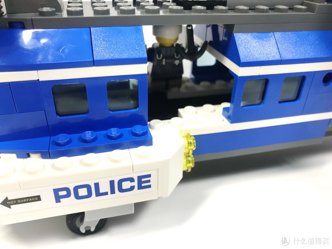 我在英亚买乐高:乐高 拼拼乐 篇186 LEGO 乐高 城市组 60173 山地特警空中追捕