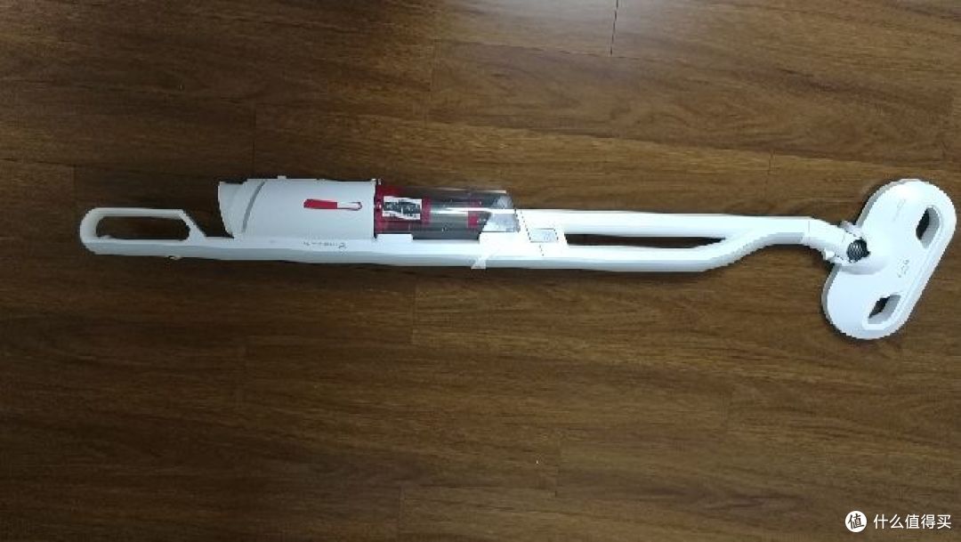 看着很科技感的德尔玛VC10无线吸尘器简单说