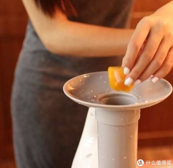 买了些芒果，切好放在冰箱里冻了一夜