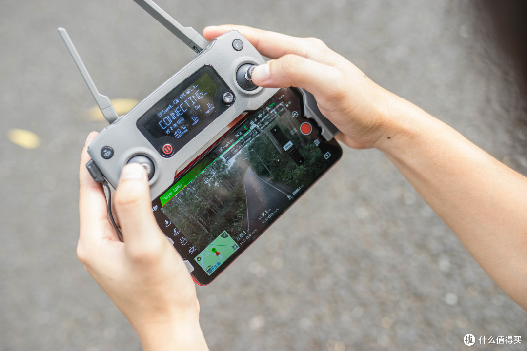 大疆Mavic 2 Zoom深度评测:真上帝视角有多爽?这台会飞的相机告诉你