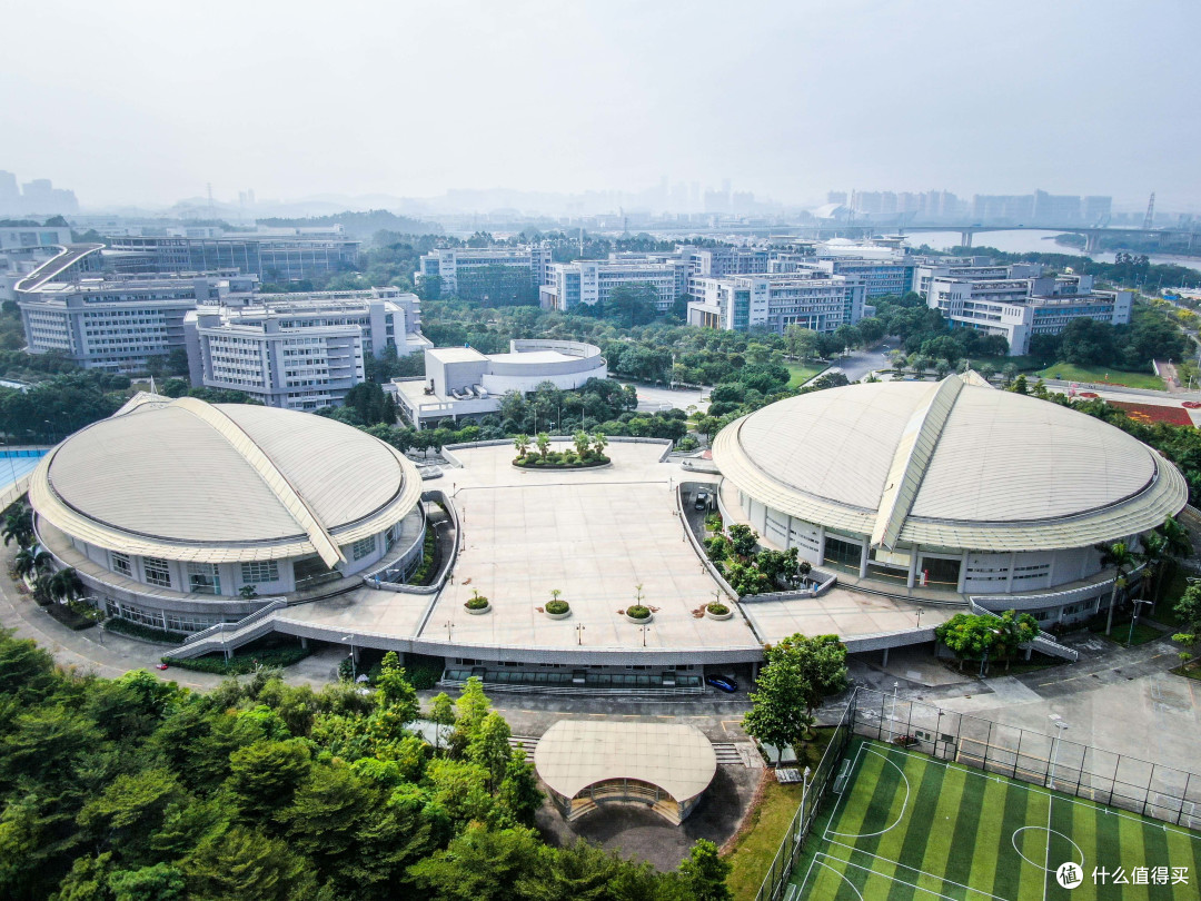 大疆Mavic 2 Zoom深度评测:真上帝视角有多爽?这台会飞的相机告诉你