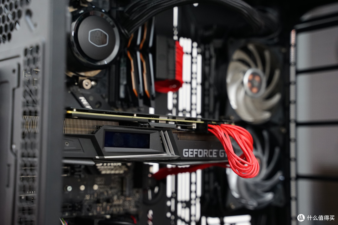 诚意满满——Thermaltake Level 20 GT 周年纪念款 机箱