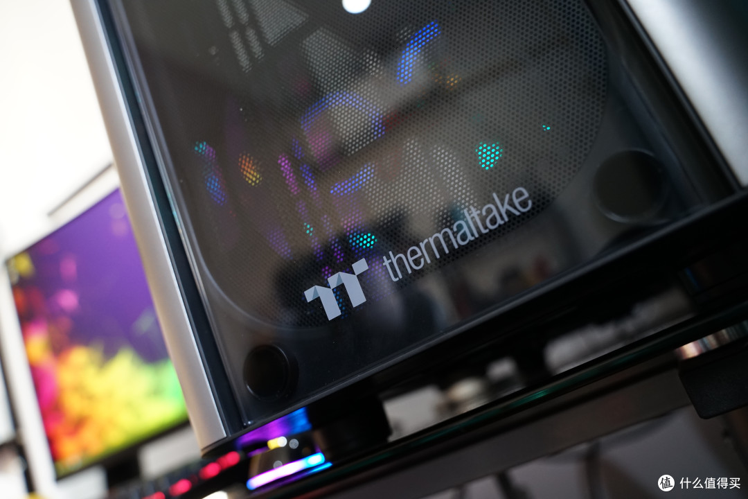 诚意满满——Thermaltake Level 20 GT 周年纪念款 机箱
